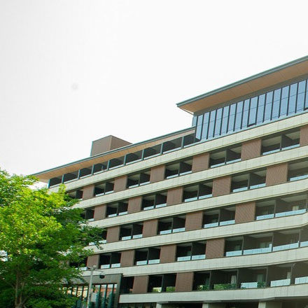 和卡地亞同等的 vi設計公司